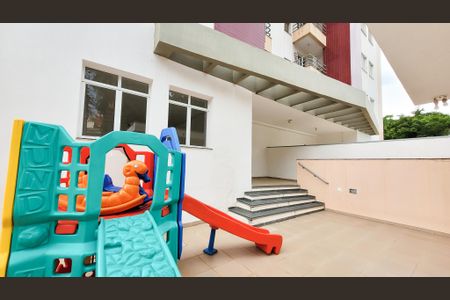 Apartamento à venda com 66m², 2 quartos e 2 vagasÁrea comum - Playground
