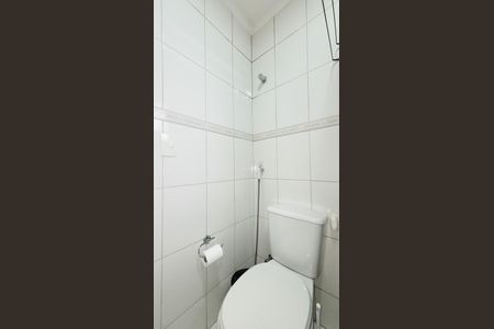 Apartamento à venda com 66m², 2 quartos e 2 vagasBanheiro da Suite