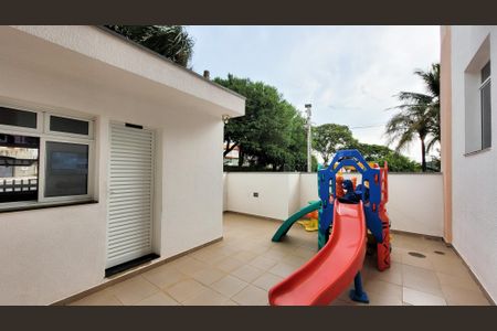 Apartamento à venda com 66m², 2 quartos e 2 vagasÁrea comum - Playground