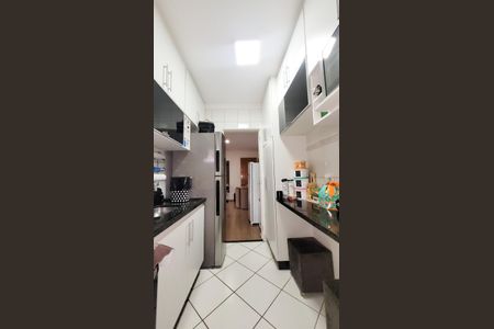 Apartamento à venda com 66m², 2 quartos e 2 vagasCozinha