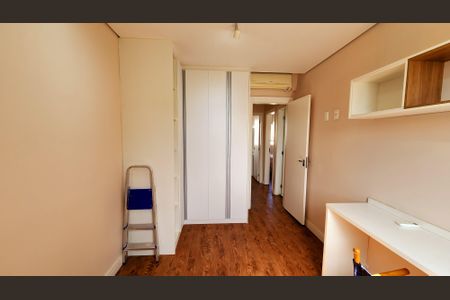 Casa de condomínio à venda com 89m², 3 quartos e 2 vagasQuarto 3