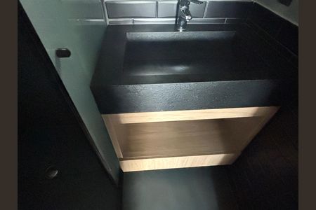 Apartamento para alugar com 70m², 2 quartos e 1 vagaBanheiro social