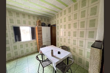 Casa à venda com 305m², 3 quartos e 1 vaga Casa à venda com 305m², 3 quartos e 1 vagaCozinha