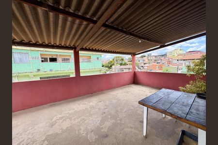 Casa à venda com 305m², 3 quartos e 1 vaga Casa à venda com 305m², 3 quartos e 1 vagaÁrea de Serviço