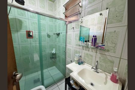 Casa à venda com 305m², 3 quartos e 1 vaga Casa à venda com 305m², 3 quartos e 1 vagaBanheiro