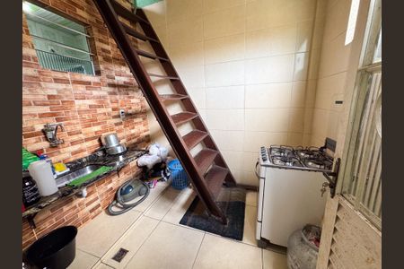 Casa à venda com 305m², 3 quartos e 1 vaga Casa à venda com 305m², 3 quartos e 1 vagaCozinha 2