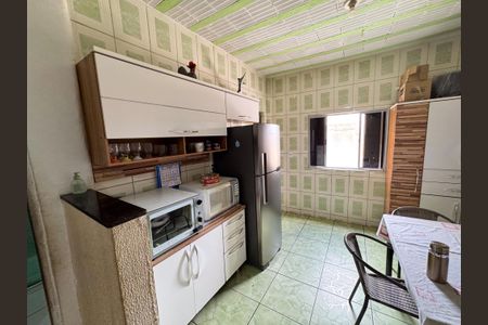 Casa à venda com 305m², 3 quartos e 1 vaga Casa à venda com 305m², 3 quartos e 1 vagaCozinha