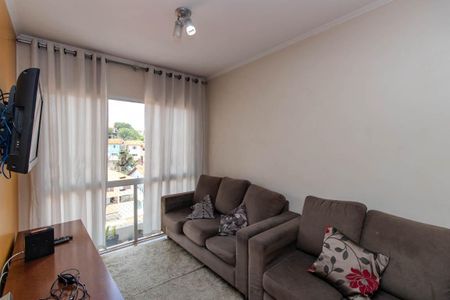 Apartamento à venda com 72m², 2 quartos e 1 vagaSala