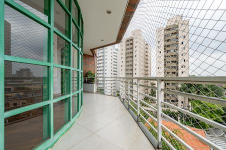 Apartamento para alugar com 250m², 3 quartos e 5 vagasSacada