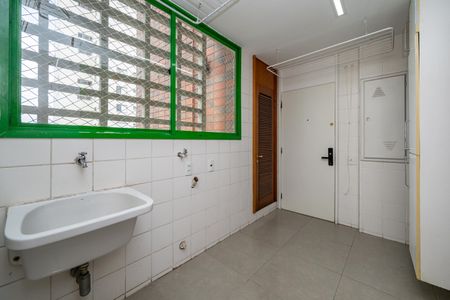 Apartamento para alugar com 250m², 3 quartos e 5 vagasÁrea de Serviço
