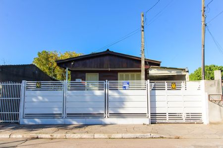 Casa à venda com 380m², 3 quartos e 2 vagasFachada