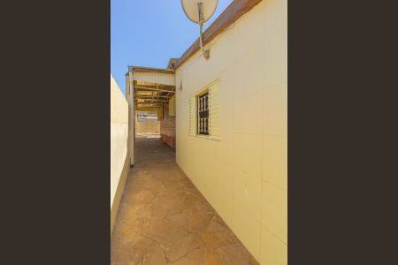 Casa para alugar com 380m², 2 quartos e 2 vagasÁrea externa Lateral