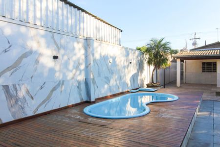 Casa à venda com 380m², 3 quartos e 2 vagasÁrea externa