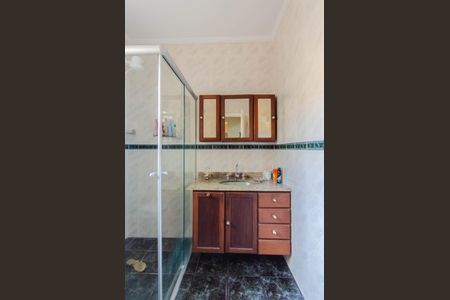 Casa à venda com 170m², 5 quartos e 2 vagasBanheiro da Suíte