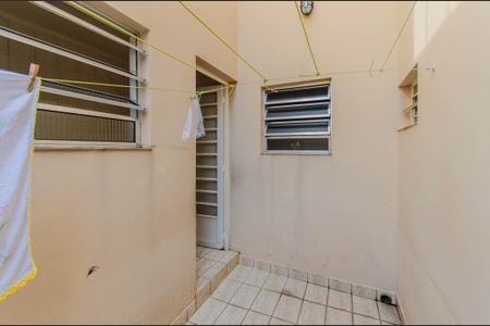 Casa à venda com 170m², 5 quartos e 2 vagasQuintal 