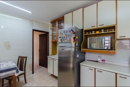 Casa à venda com 170m², 5 quartos e 2 vagasCozinha