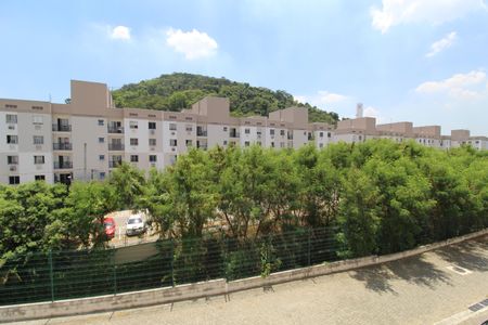 Apartamento para alugar com 49m², 2 quartos e 1 vagavista Sala - Varanda