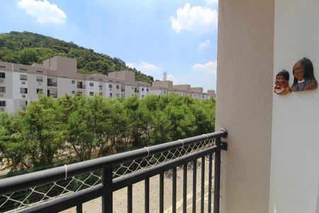 Apartamento para alugar com 49m², 2 quartos e 1 vagaSala - Varanda