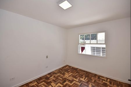 Casa à venda com 170m², 3 quartos e 2 vagasQuarto 3