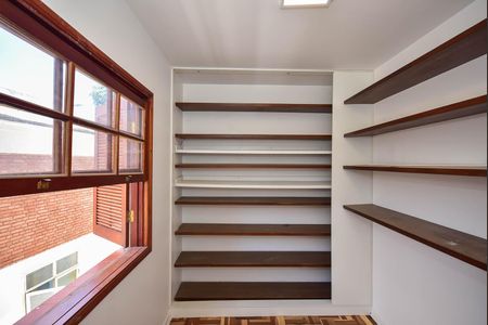Casa à venda com 170m², 3 quartos e 2 vagasQuarto 2