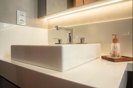 Apartamento à venda com 120m², 2 quartos e 2 vagasBanheiro da Suíte 1