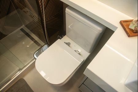 Apartamento à venda com 120m², 2 quartos e 2 vagasBanheiro da Suíte 2