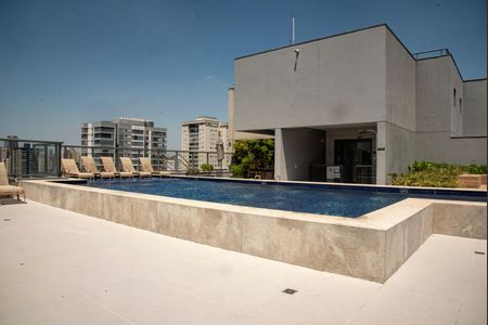 Apartamento à venda com 120m², 2 quartos e 2 vagasÁrea comum - Piscina