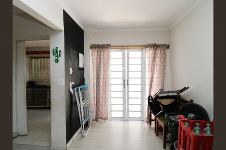 Casa para alugar com 100m², 2 quartos e sem vagaSala