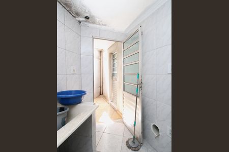 Casa para alugar com 100m², 2 quartos e sem vagaÁrea de Serviço