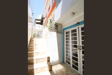 Casa para alugar com 100m², 2 quartos e sem vagaQuintal