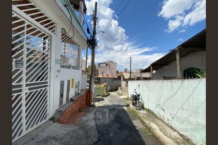 Casa para alugar com 100m², 2 quartos e sem vaga Casa para alugar com 100m², 2 quartos e sem vagaVista da Rua