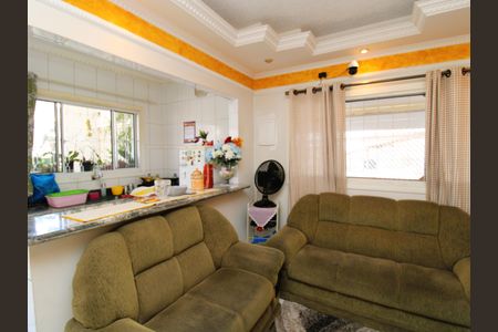 Casa para alugar com 100m², 2 quartos e sem vagaSala