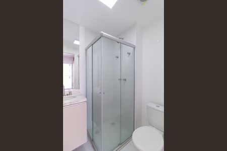 Apartamento à venda com 75m², 2 quartos e 2 vagas Apartamento à venda com 75m², 2 quartos e 2 vagasBanheiro da suíte