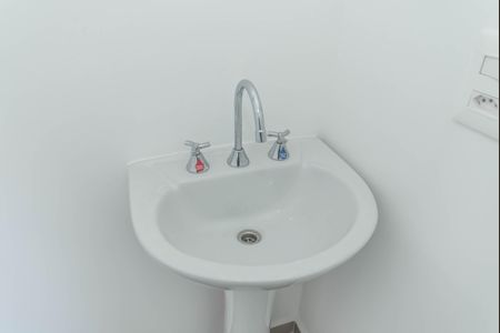 Apartamento para alugar com 45m², 1 quarto e sem vaga Apartamento para alugar com 45m², 1 quarto e sem vagaBanheiro