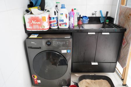 Casa de condomínio à venda com 217m², 3 quartos e 2 vagasÁrea de Serviço