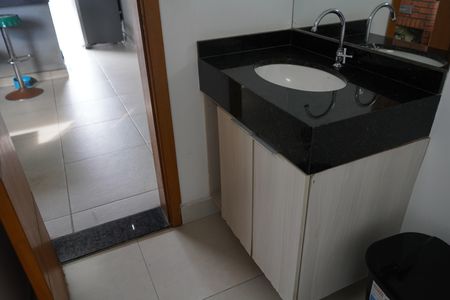 Casa de condomínio à venda com 217m², 3 quartos e 2 vagasChurrasqueira - Lavabo