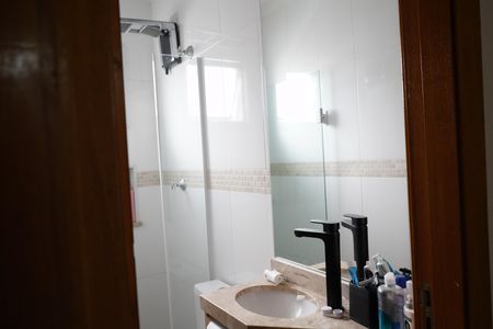 Casa de condomínio à venda com 217m², 3 quartos e 2 vagasBanheiro