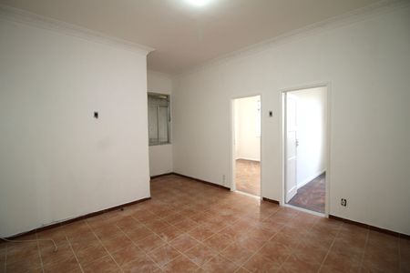 Apartamento à venda com 64m², 2 quartos e sem vagaSala
