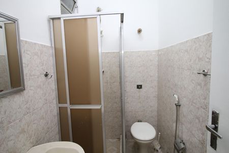 Apartamento à venda com 64m², 2 quartos e sem vagaBanheiro