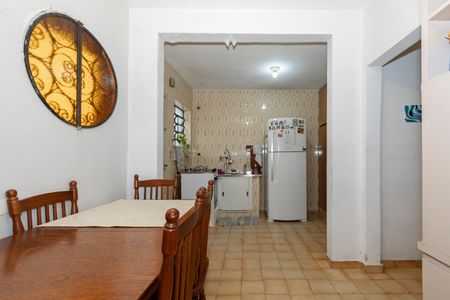 Casa à venda com 130m², 3 quartos e 2 vagasCozinha