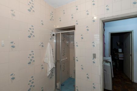 Casa à venda com 130m², 3 quartos e 2 vagasBanheiro