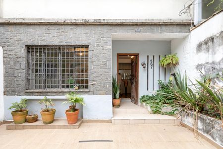 Casa à venda com 130m², 3 quartos e 2 vagasGaragem