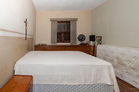 Casa à venda com 130m², 3 quartos e 2 vagasQuarto 3