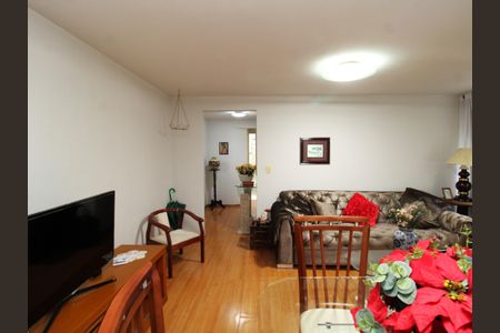 Apartamento para alugar com 60m², 2 quartos e sem vagaSala