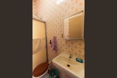 Casa à venda com 240m², 3 quartos e 3 vagasBanheiro 2