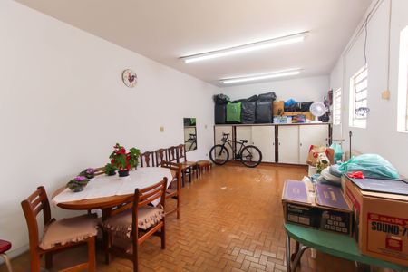 Casa à venda com 240m², 3 quartos e 3 vagasÁrea de Serviço