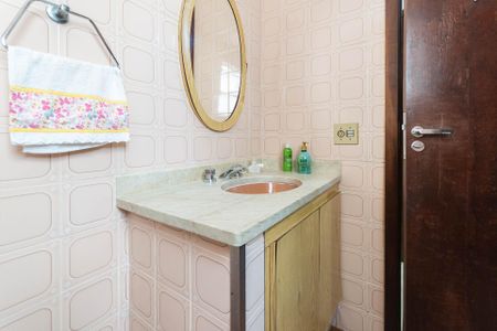 Apartamento para alugar com 83m², 2 quartos e 2 vagasBanheiro