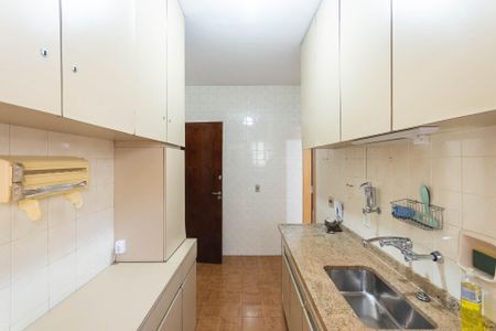Apartamento para alugar com 83m², 2 quartos e 2 vagasCozinha
