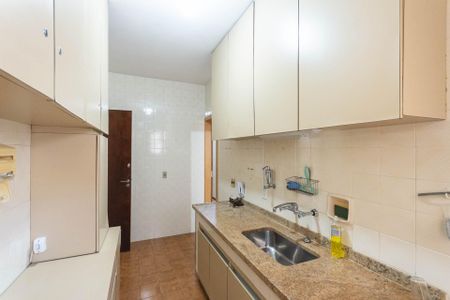 Apartamento para alugar com 83m², 2 quartos e 2 vagasCozinha