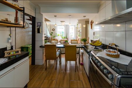 Apartamento à venda com 62m², 2 quartos e 1 vaga Apartamento à venda com 62m², 2 quartos e 1 vagaCozinha